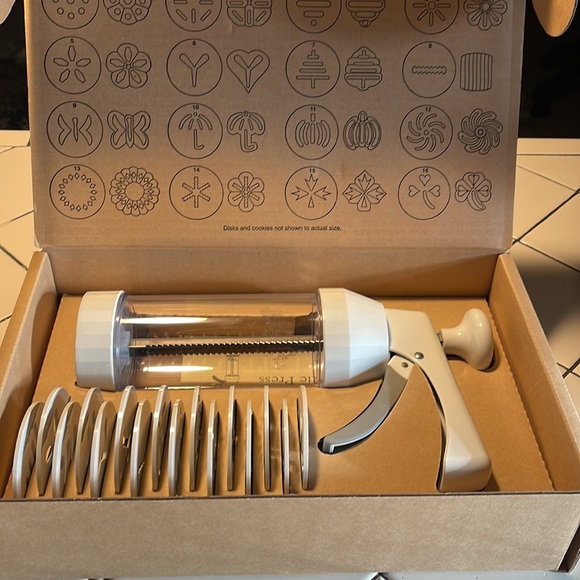 Pampered Chef Kitchen Pampered Chef Cookie Press Poshmark